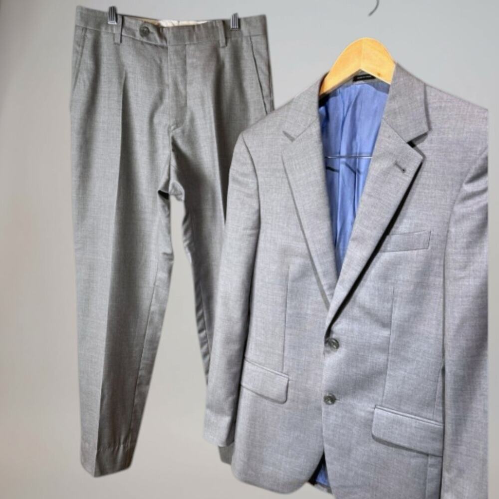 Joseph Abboud 36S 28x28 Dove Blue - Gray Fine Twill 2-Piece Suit Modern - Picture 2 of 16